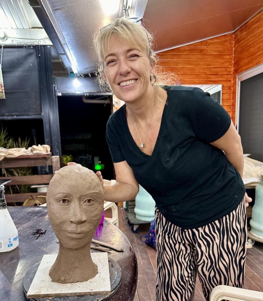 Art sculpture progressing Art